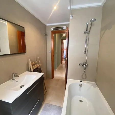 Penthouse With Spacious Surrounding Terrace Apartamento Calpe