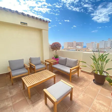 Apartamento Penthouse With Spacious Surrounding Terrace