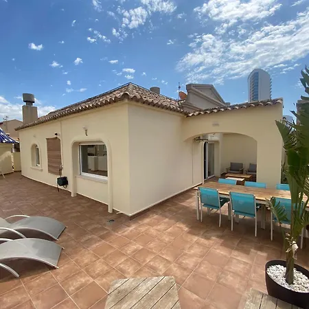 Appartement Penthouse With Spacious Surrounding Terrace *