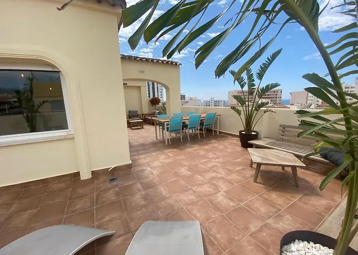 Apartamento Penthouse With Spacious Surrounding Terrace Calpe