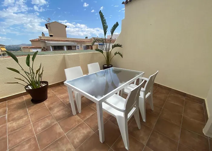 Penthouse With Spacious Surrounding Terrace Calpe