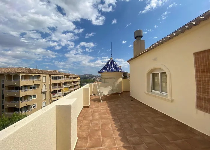 Penthouse With Spacious Surrounding Terrace