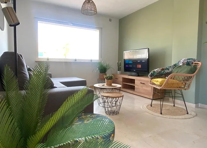 Apartamento Penthouse With Spacious Surrounding Terrace *