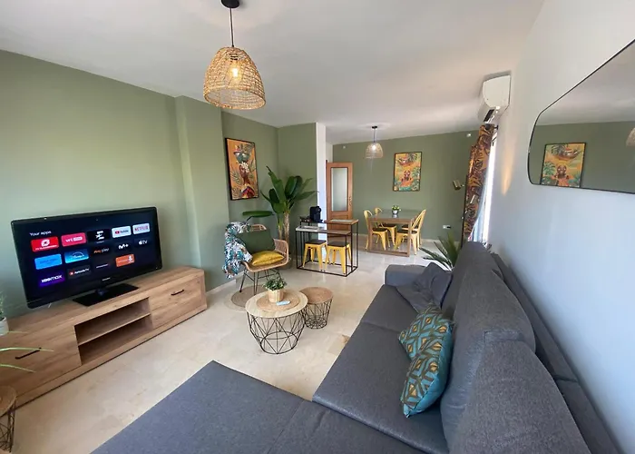 Penthouse With Spacious Surrounding Terrace Apartamento Calpe